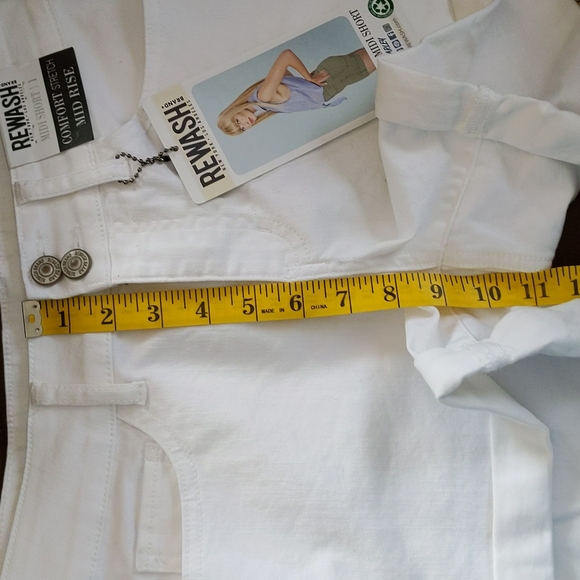 NEW Rewash Mid-Rise Midi Cuffed Shorts 1/25 White - Picture 15 of 16